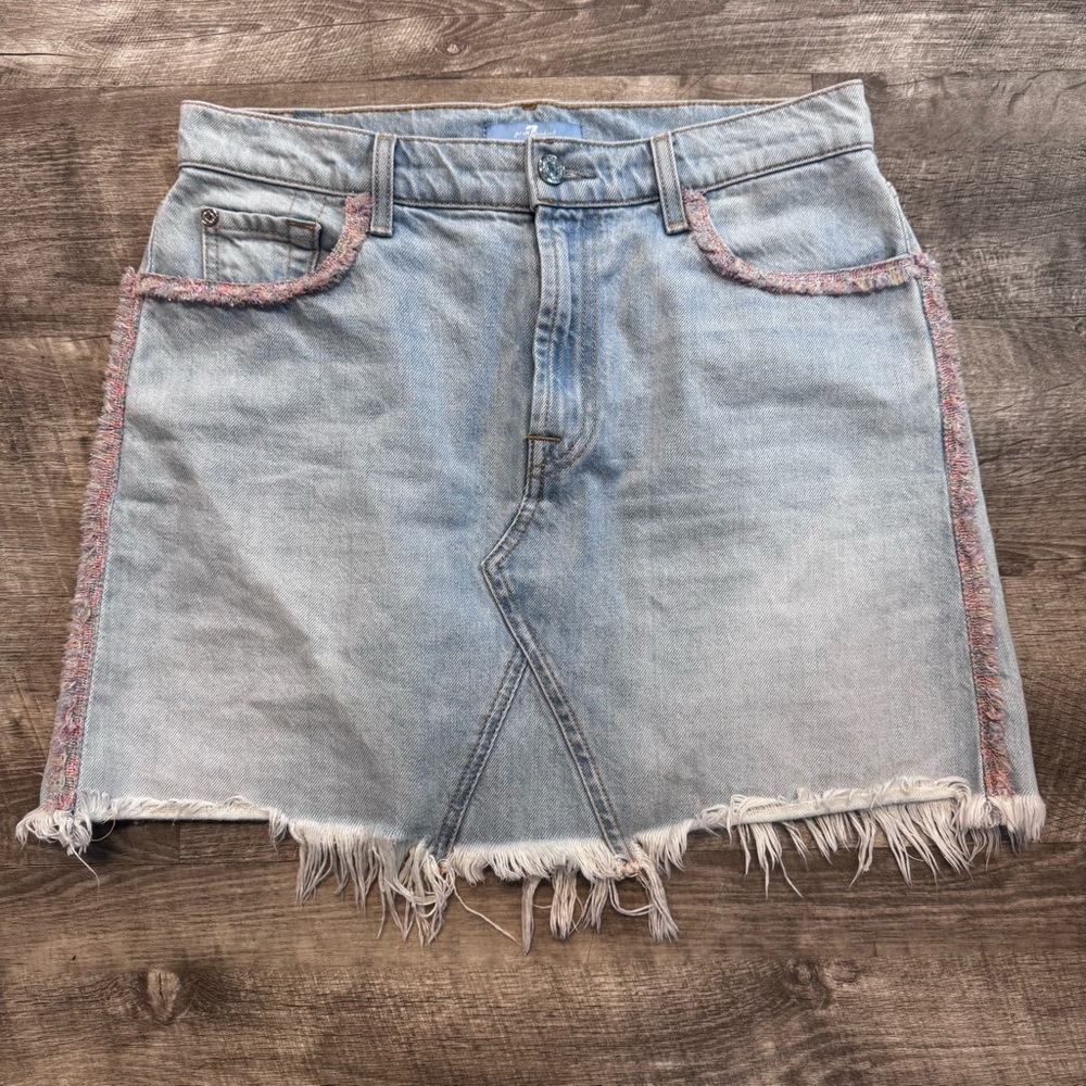 7 For All Mankind Rainbow Fringe Frayed Hem Light Wash Denim Skirt Womens Sz. 29